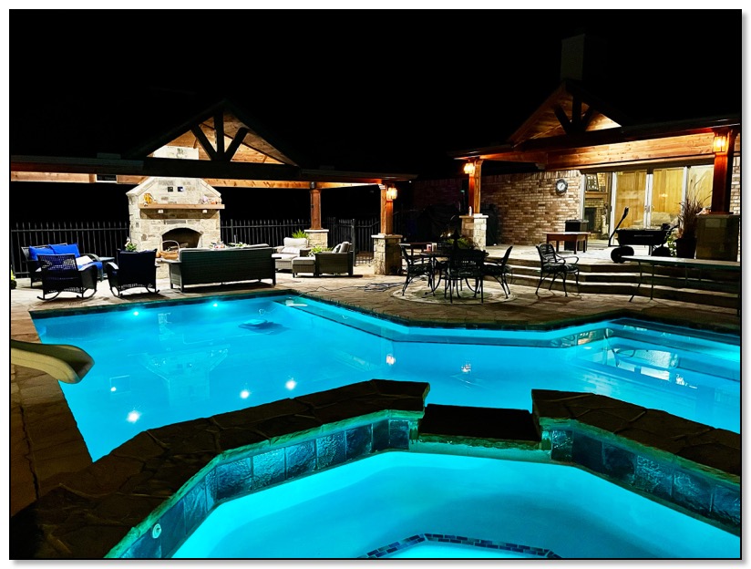 bluepoolnight
